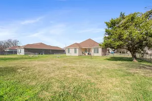 187 Ashland Dr, Woodway, TX 76712 - Photo 24