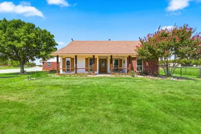 11555 Plainview Road, Krum, TX 76249 - Photo 2
