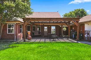 11555 Plainview Rd, Krum, TX 76249 - Photo 32