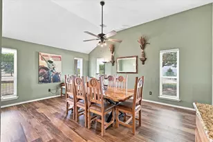 11555 Plainview Rd, Krum, TX 76249 - Photo 6