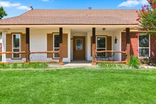 11555 Plainview Rd, Krum, TX 76249 - Photo 4