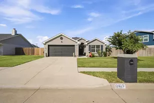 2020 Shane Ave, Fort Worth, TX 76134 - Photo 4