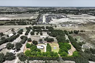 6008 County Rd 907, Godley, TX 76044 - Photo 34