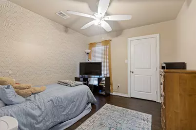 625 Park Center Boulevard, Saginaw, TX 76179 - Photo 18