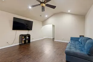 625 Park Center Blvd, Saginaw, TX 76179 - Photo 8