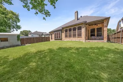 1024 Wildflower Lane, Mesquite, TX 75149 - Photo 12