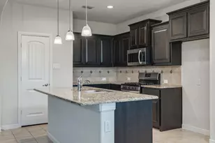 9921 Wynndel Trl, Fort Worth, TX 76177 - Photo 2