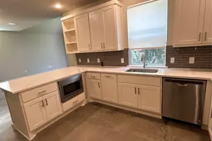1229 Clifftop Ln, Dallas, TX 75208 - Photo 12