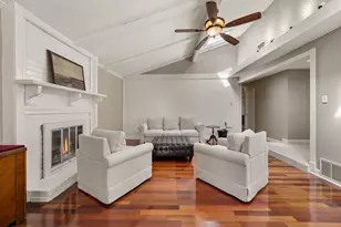 1200 Douglas St, Euless, TX 76039 - Photo 12
