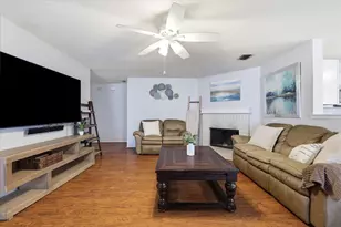 4524 Hounds Tail Ln, Fort Worth, TX 76244 - Photo 6