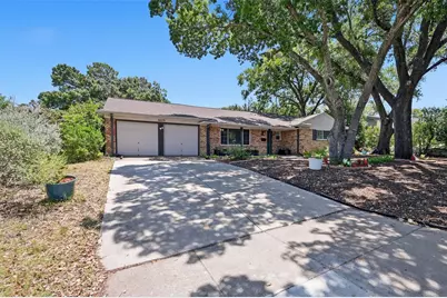 5629 Wharton Drive, Fort Worth, TX 76133 - Photo 4