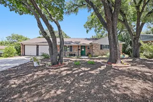 5629 Wharton Dr, Fort Worth, TX 76133 - Photo 1