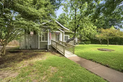 313 Corsicana Street, Hillsboro, TX 76645 - Photo 2