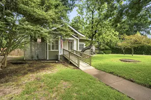 313 Corsicana St, Hillsboro, TX 76645 - Photo 2