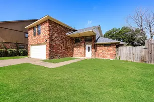 1107 Carrington Ct, Irving, TX 75060 - Photo 2