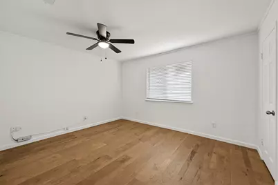 2029 Greenwood Road, Carrollton, TX 75006 - Photo 14