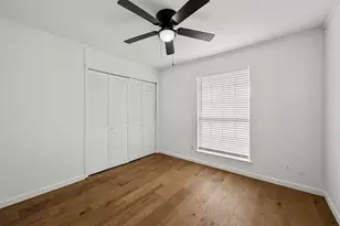 2029 Greenwood Rd, Carrollton, TX 75006 - Photo 10