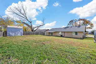 2029 Greenwood Rd, Carrollton, TX 75006 - Photo 18