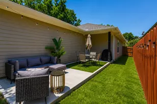 3402 Crossman Ave, Dallas, TX 75212 - Photo 14