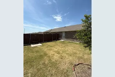 915 Presleigh Drive, Dallas, TX 75253 - Photo 20