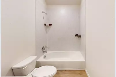 915 Presleigh Drive, Dallas, TX 75253 - Photo 14