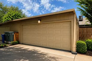 9308 Chimney Corner Ln, Dallas, TX 75243 - Photo 28