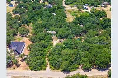 5613 Thousand Oaks Drive, Joshua, TX 76058 - Photo 2