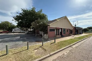 117 Victoria St, Abilene, TX 79603 - Photo 4