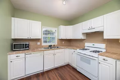 8823 San Benito Way, Dallas, TX 75218 - Photo 12