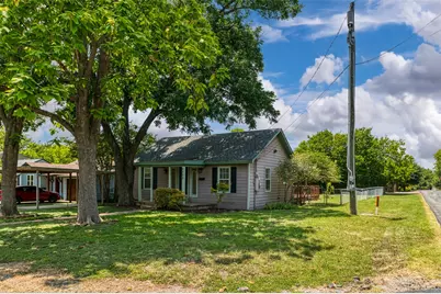 8823 San Benito Way, Dallas, TX 75218 - Photo 2