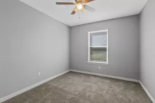 529-531 E Ball St, Tom Bean, TX 75489 - Photo 8