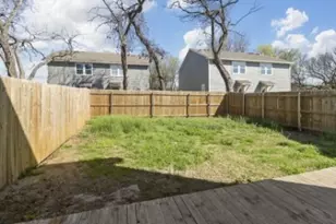 529-531 E Ball St, Tom Bean, TX 75489 - Photo 16