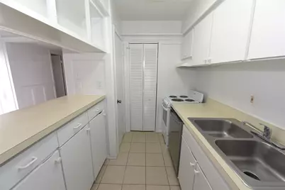 2720 Reagan Street #211, Dallas, TX 75219 - Photo 8