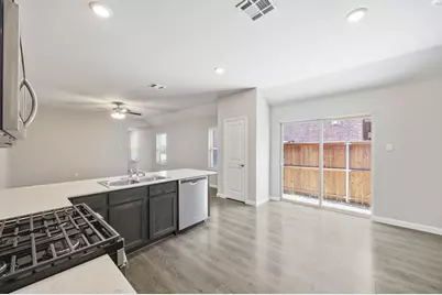 3921 Oak Creek Circle, Denison, TX 75020 - Photo 12