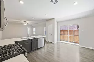 3921 Oak Crk Cir, Denison, TX 75020 - Photo 12