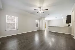 3921 Oak Crk Cir, Denison, TX 75020 - Photo 6