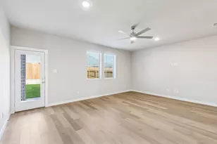 1504 Mahogany Ave, Alvarado, TX 76009 - Photo 14