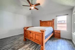 1211 Princeton Pl, Euless, TX 76040 - Photo 18