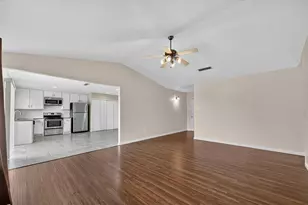 2026 Wedgewood Ln, Carrollton, TX 75006 - Photo 14