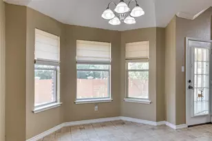 7704 Chandler Ct, North Richland Hills, TX 76182 - Photo 12