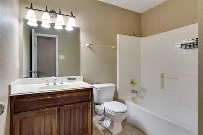 7704 Chandler Court, North Richland Hills, TX 76182 - Photo 20