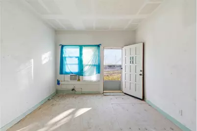309 S Ostrom Avenue, Eastland, TX 76448 - Photo 6
