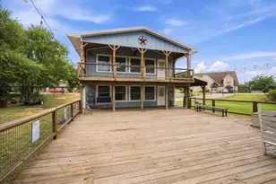262 Mohon Dr, Whitney, TX 76692 - Photo 2