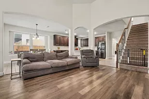 117 Providence Dr, Van Alstyne, TX 75495 - Photo 10