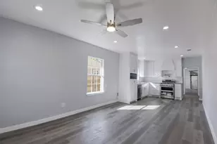1507 N Preston St, Ennis, TX 75119 - Photo 4