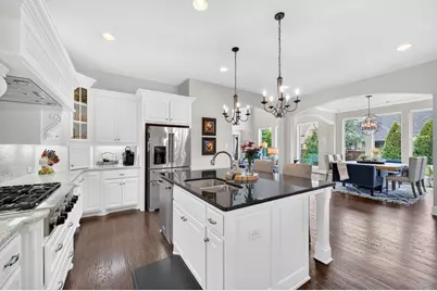 904 Royal Minister Boulevard, Lewisville, TX 75056 - Photo 14
