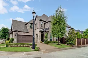 904 Royal Minister Blvd, Lewisville, TX 75056 - Photo 2