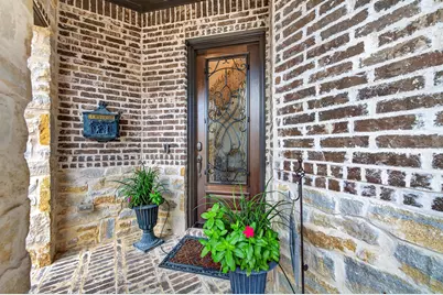 904 Royal Minister Boulevard, Lewisville, TX 75056 - Photo 4