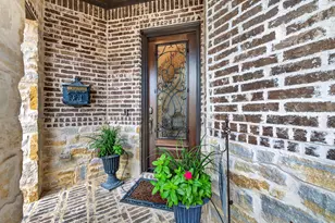 904 Royal Minister Blvd, Lewisville, TX 75056 - Photo 4