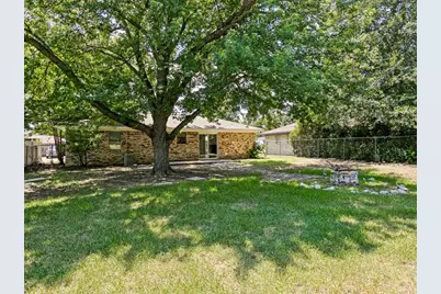 103 Southmanor Court, Sanger, TX 76266 - Photo 24